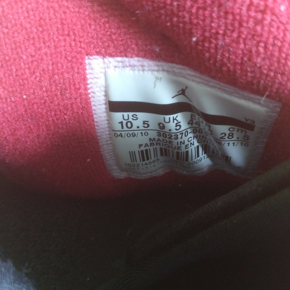 Jordan 9 - Picture 4 of 5